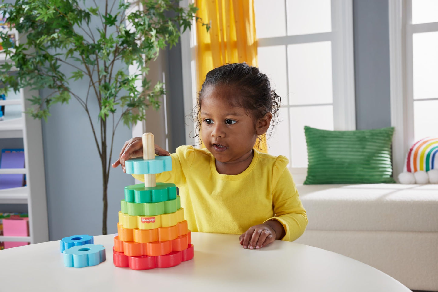 Fisher-Price Wood Toddler Toy Ring Stacker, 10-Piece Wooden Stacking Activity for Fine Motor Skills