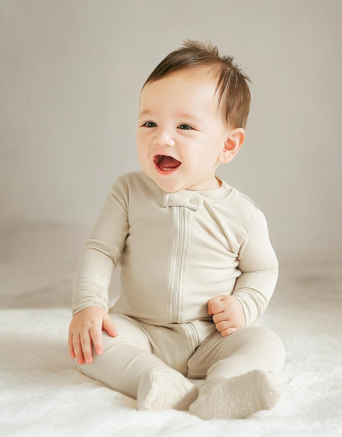 VAENAIT BABY Infant Toddler Boys Girls Footed One-Piece Sleep and Play Premium Modal Pajamas 1-2