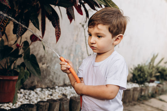 Water Table Buying Guide: Features That Actually Hold Toddler Interest