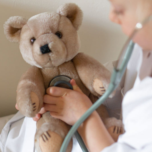 Pretend Doctor Kit Buying Guide: What's Actually Worth Including