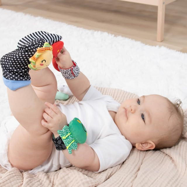 The Peanutshell Sock Rattles Set of 5 - Girl Boy Rattle Socks, Baby Toys 0-6-12 Month, Animal