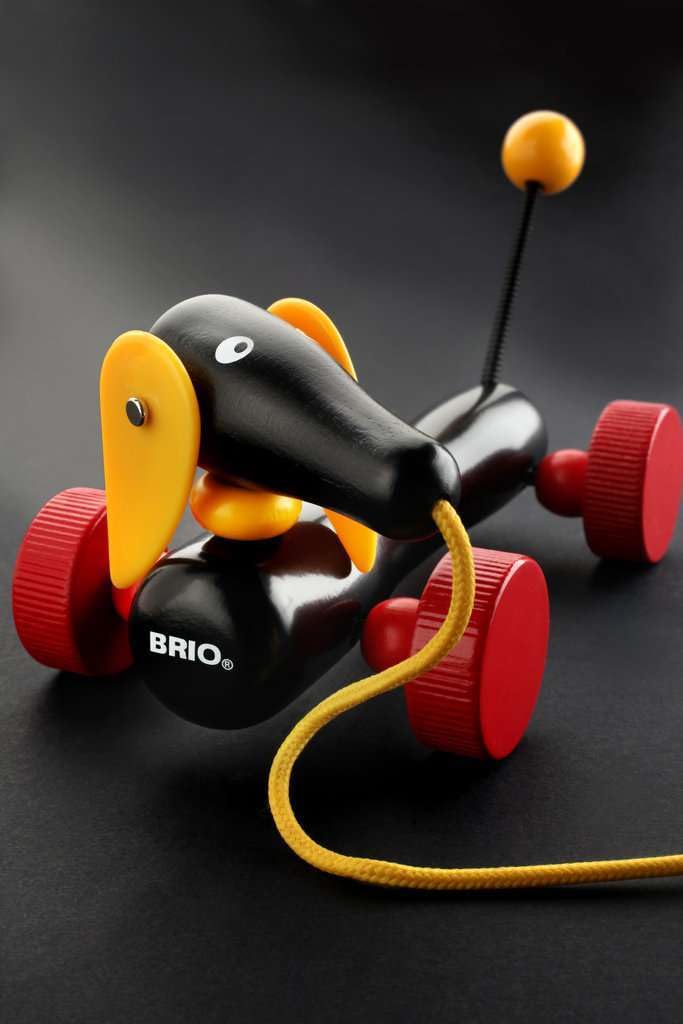 BRIO World - 30332 Pull Along Dachshund | Interactive Toddler Toy | Durable Wooden Construction |