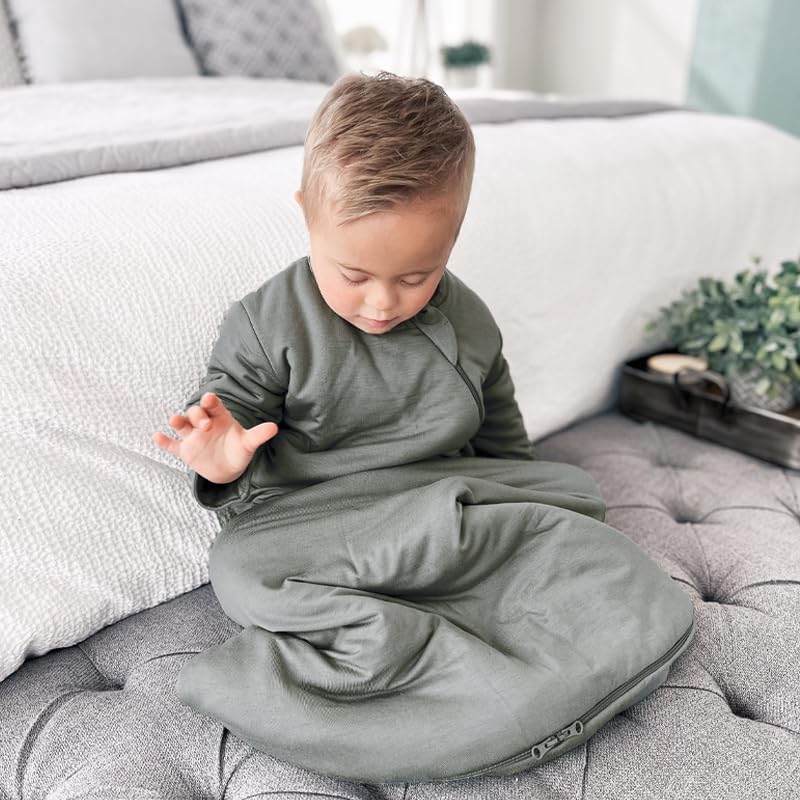 GUNAMUNA Unisex Long-Sleeve Sleep Sack, Wearable Sleep Bag for Babies and Toddlers, Soft Rayon, 1.0