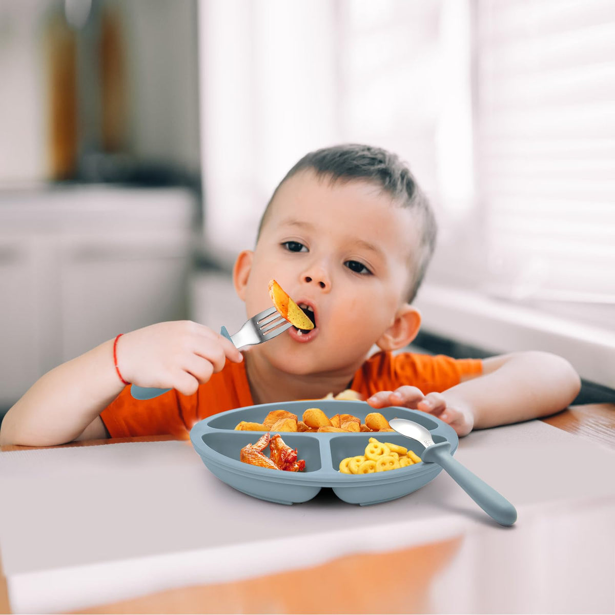 Eascrozn 2 Pack Silicone Suction Plates for Baby, Spoons and Forks Set