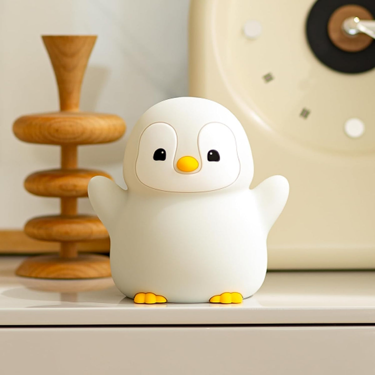 ATSUI Happy Penguin Night Light, LED Squishy Novelty Animal Lamp, Food Grade Silicone, 2 Level