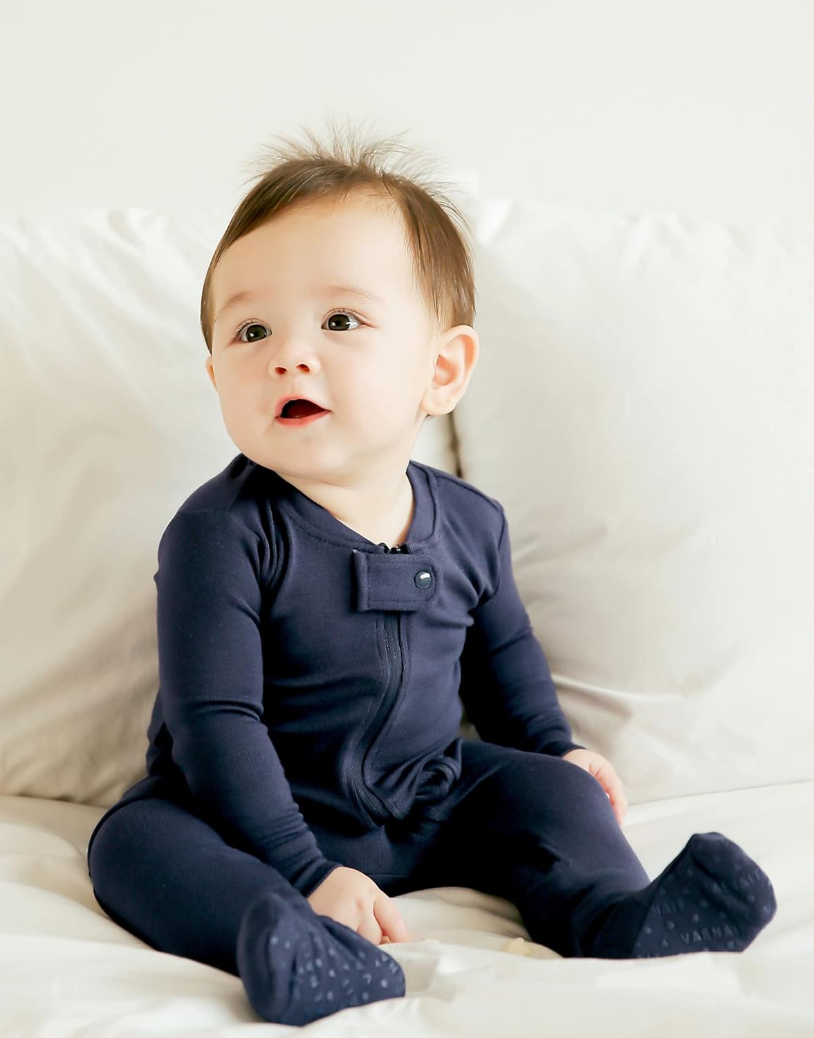 VAENAIT BABY Infant Toddler Boys Girls Footed One-Piece Sleep and Play Premium Modal Pajamas 1-2