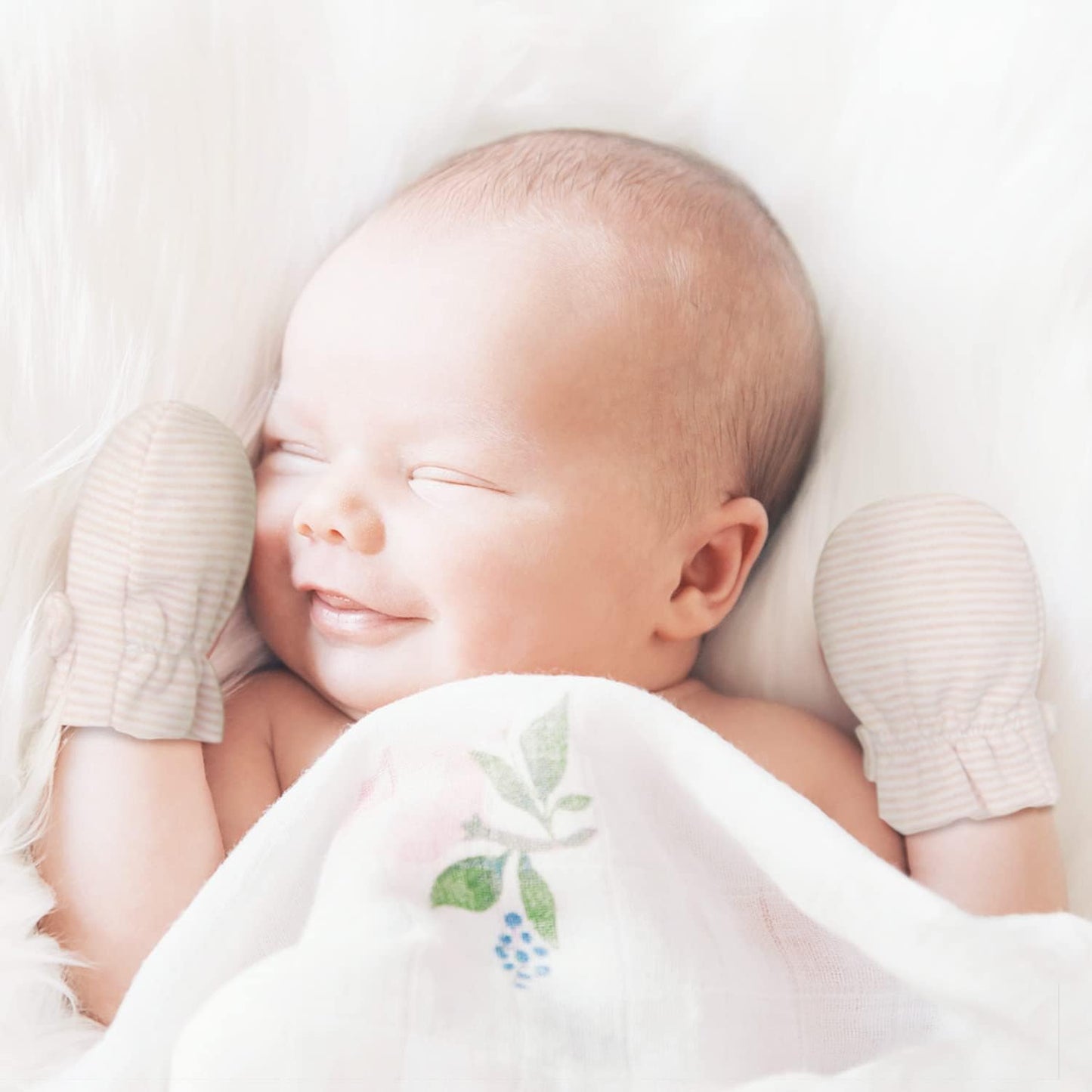 Newborn Baby No Scratch Mittens Stay On, 100% Cotton Breathable, Adjustable Infant Gloves for Baby