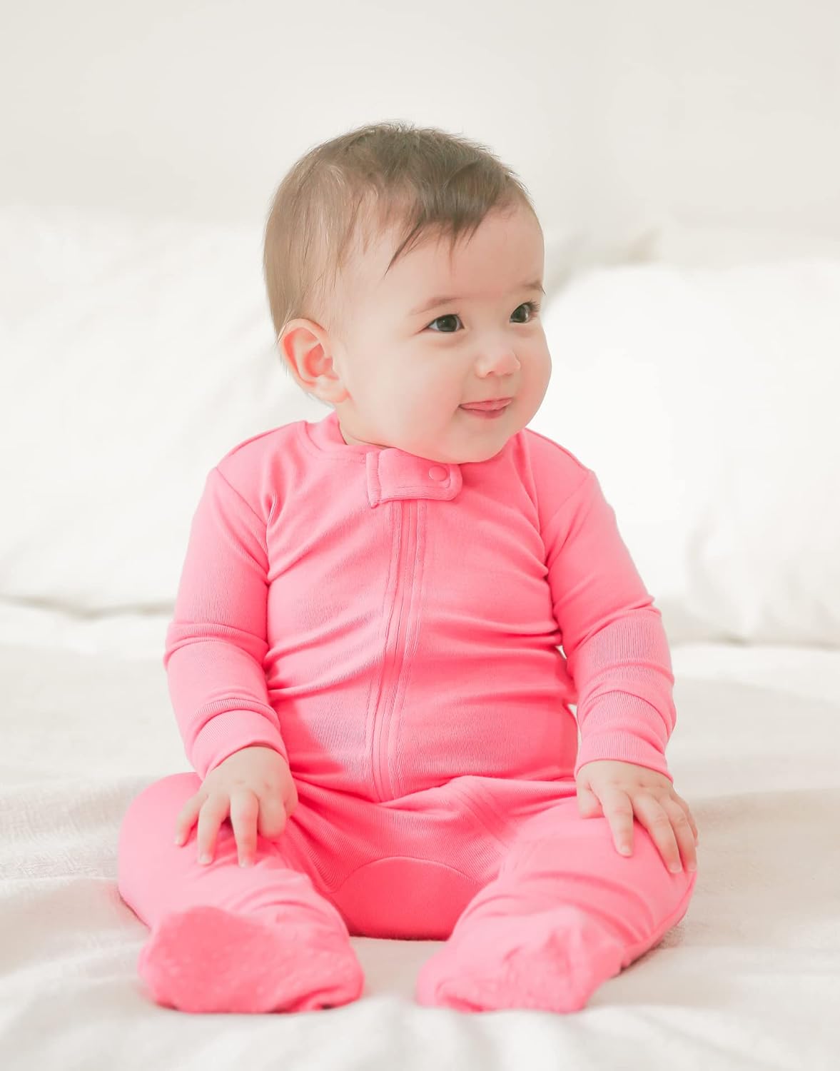 VAENAIT BABY Infant Toddler Boys Girls Footed One-Piece Sleep and Play Premium Modal Pajamas 1-2