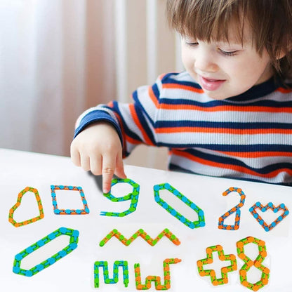 20pcs Random 24 Links Wacky Tracks Snap and Click Fidget Toys, Finger Sensory Toys, Snake Puzzles