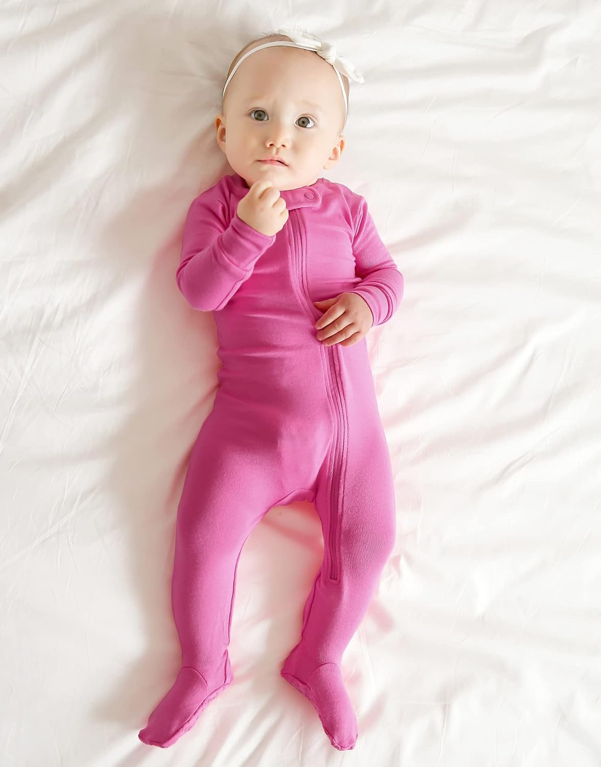 VAENAIT BABY Infant Toddler Boys Girls Footed One-Piece Sleep and Play Premium Modal Pajamas 1-2