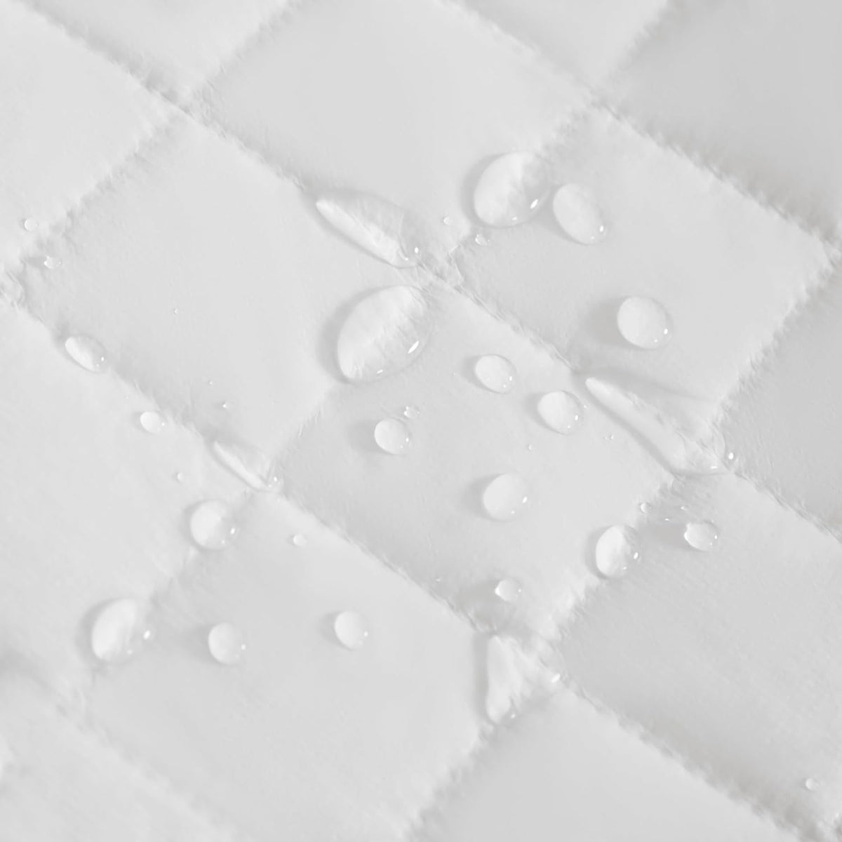 NTBAY 2 Pack Waterproof Mini Crib Mattress Protector, Quilted 24"x38" Fitted Mattress Cover