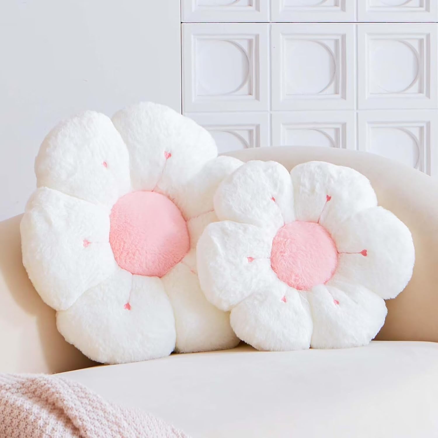 Flower Pillow, Cute Flower Shaped Decorative Pillow, Soft Rabbit Fur Daisy Pillow Home Decor Floor