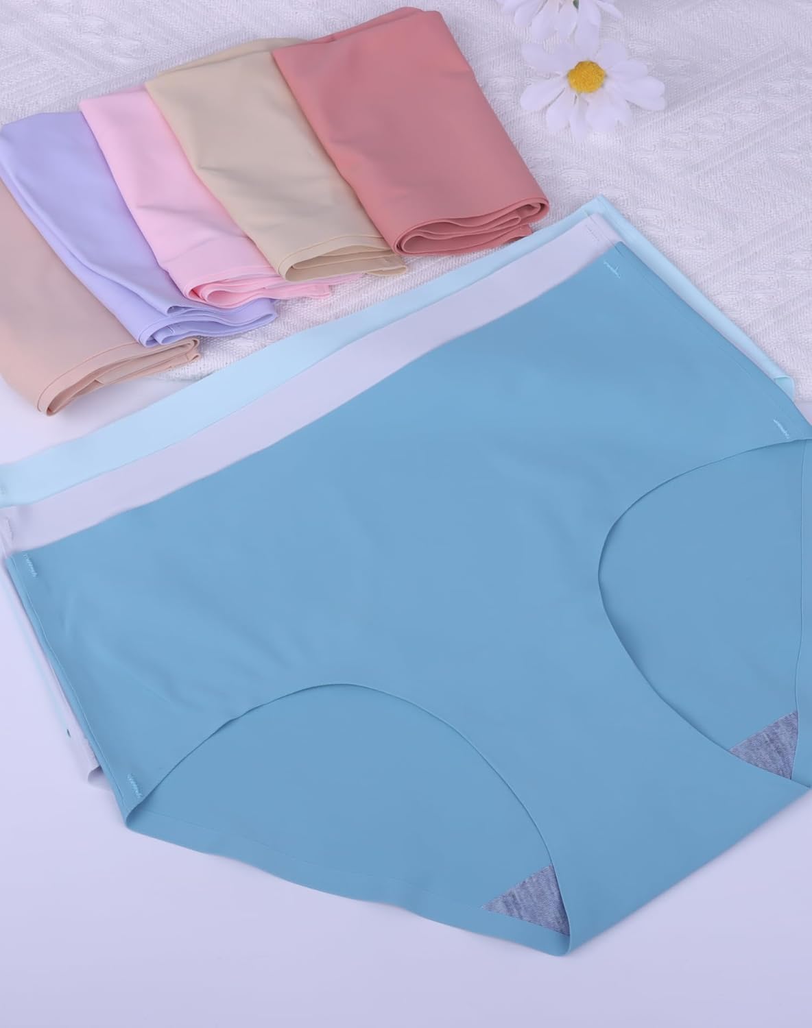 Finihen Teen Girls Underwear Seamless Big Girls Panties No Show Multipack.