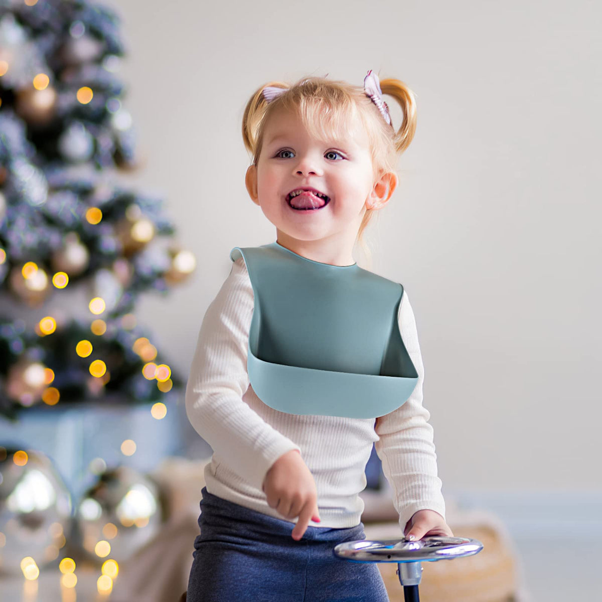 Eascrozn Silicone Baby Bibs for Babies Toddlers Set of 3, BPA Free