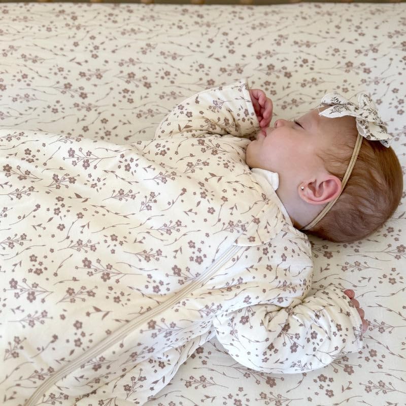 GUNAMUNA Unisex Long-Sleeve Sleep Sack, Wearable Sleep Bag for Babies and Toddlers, Soft Rayon, 1.0