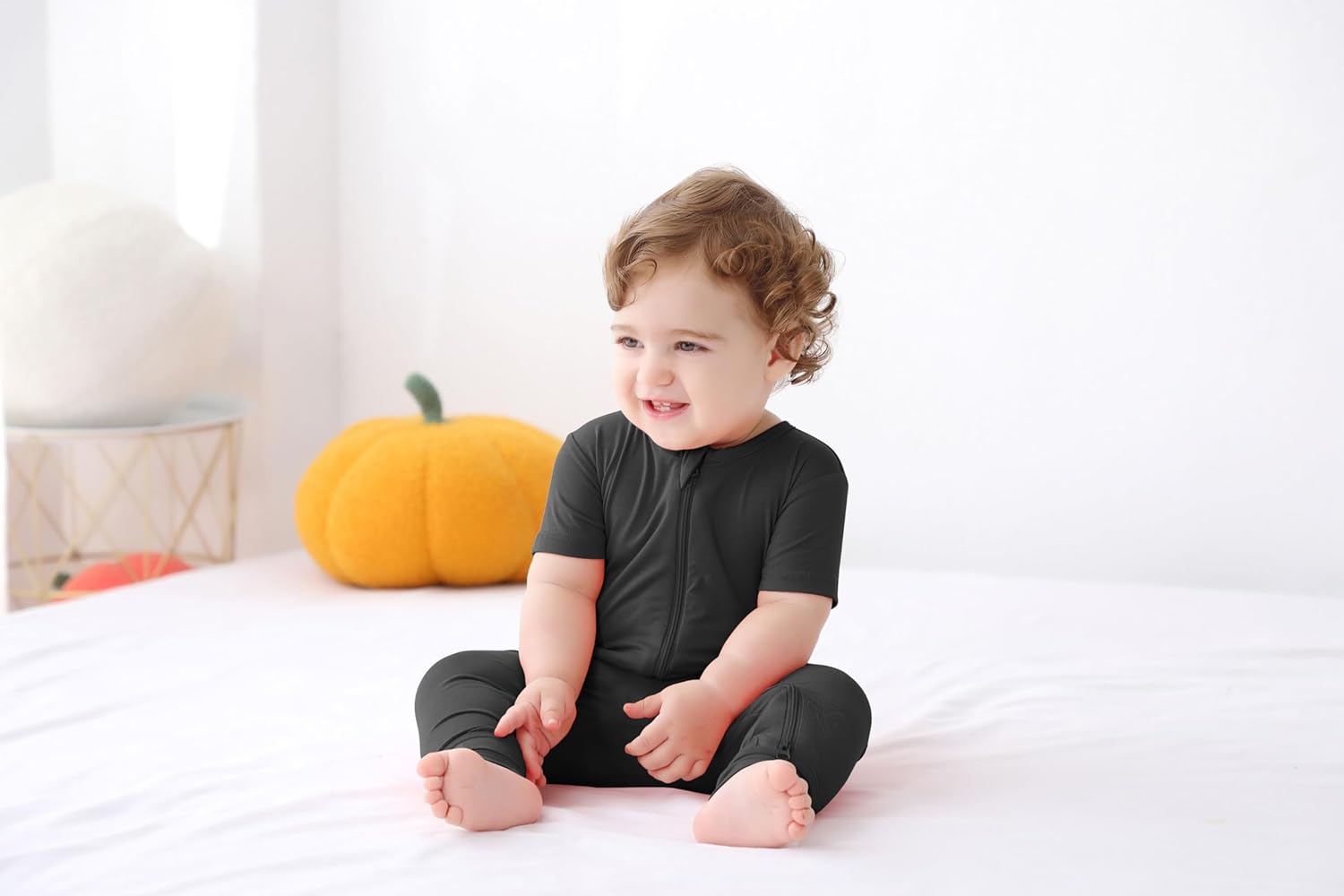 GUISBY Rayon Made from Bamboo Baby Pajamas, Summer Short Sleeve Footless Rompers, 2 Way Zipper
