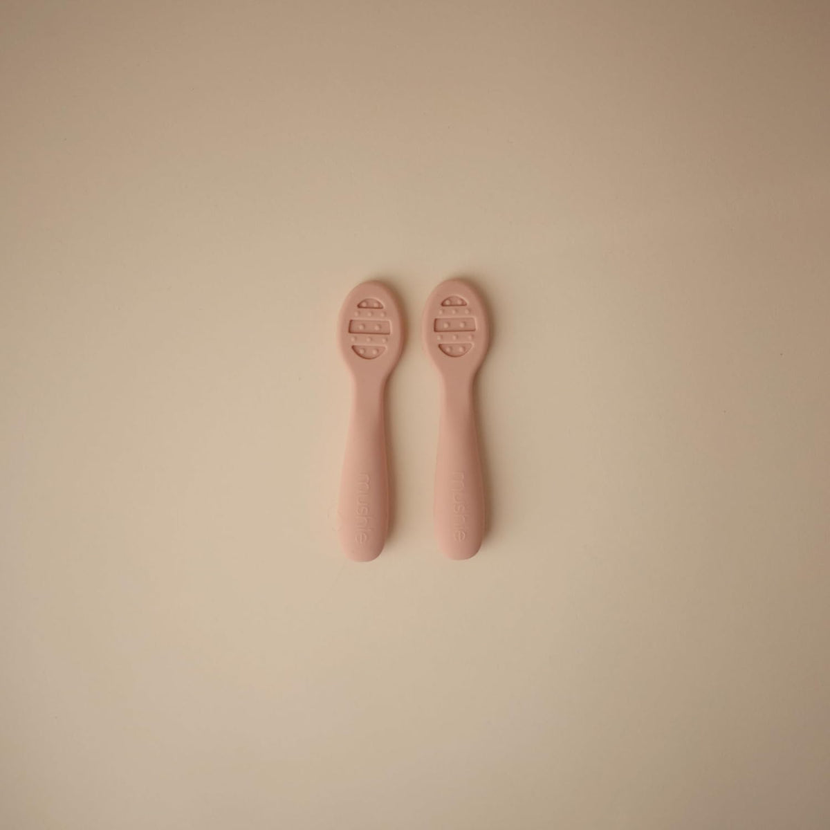mushie Silicone First Feeding Baby Spoons | 2 Pack (Blush/Shifting Sand)