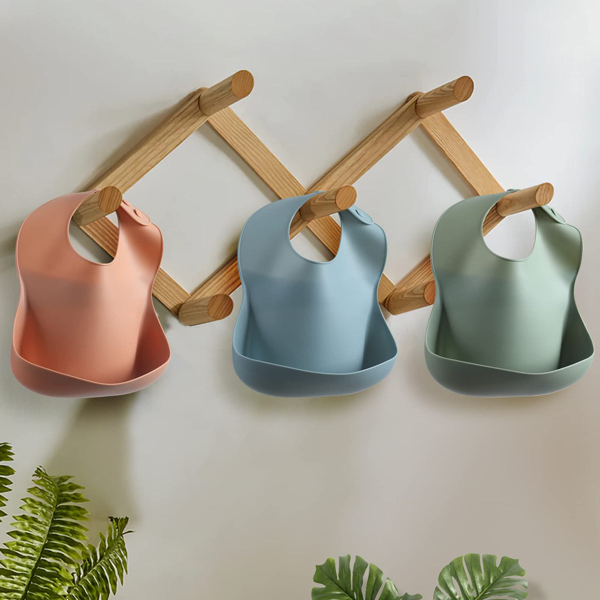 Eascrozn Silicone Baby Bibs for Babies Toddlers Set of 3, BPA Free