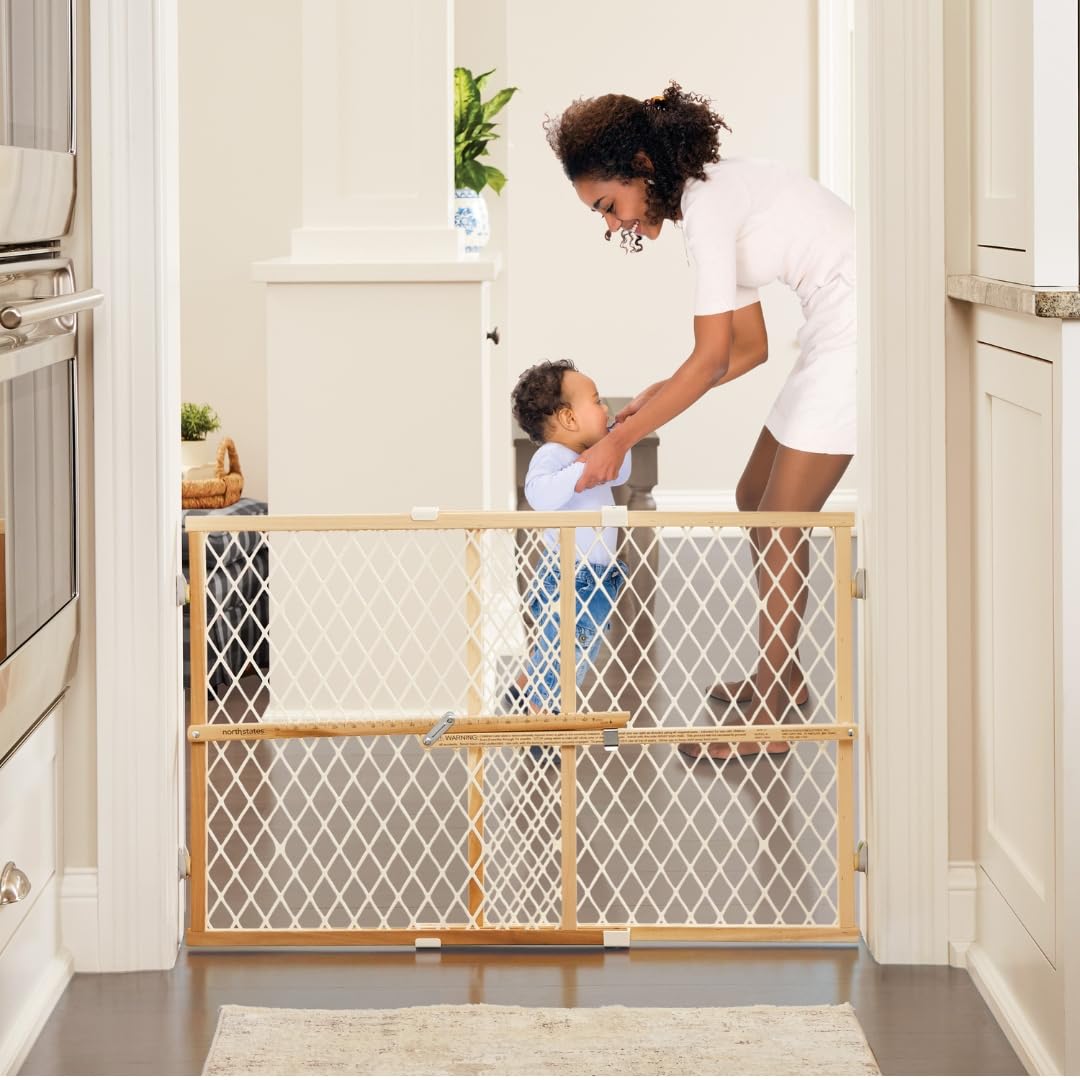 Toddleroo by North States - Diamond Mesh Wooden Baby Gate: Pressure Mounted Baby Gate for Doorways