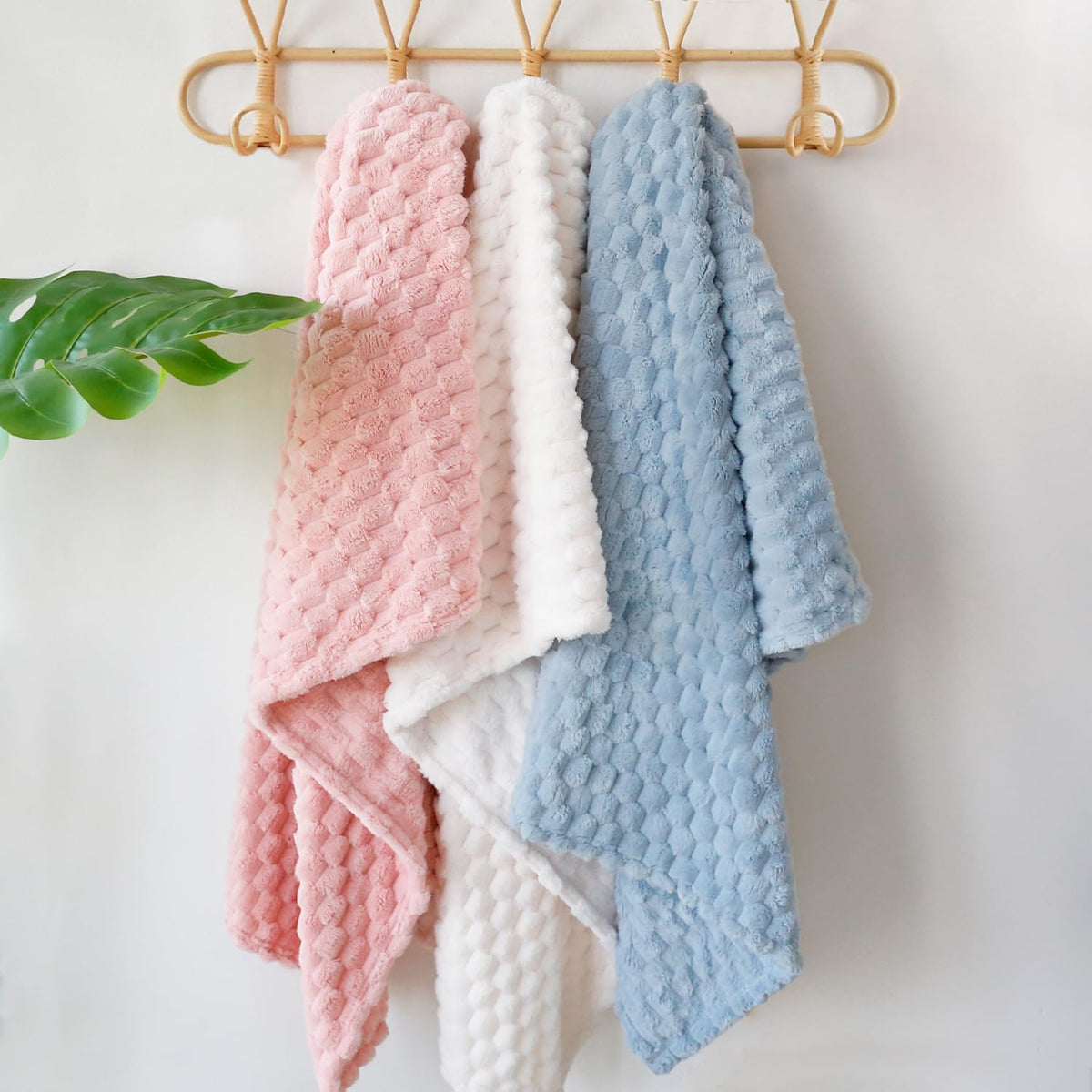 HOMRITAR Flannel Fleece Fluffy Fuzzy Blanket for Baby 3D Jacquard Soft Warm Plush Bed Blankets for