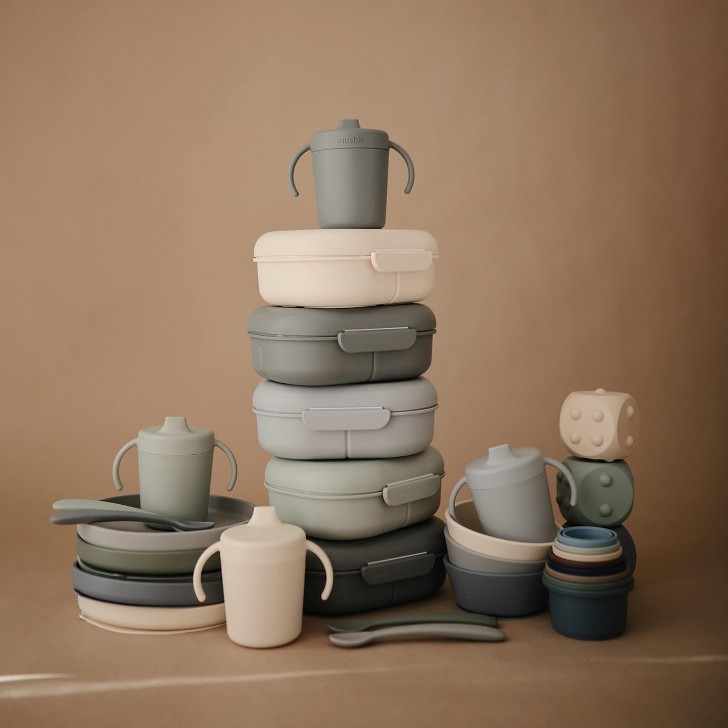 mushie Trainer Sippy Cup | Made in Denmark | Leak Resistant Twist-Off Lid & Handles | 6 Months +