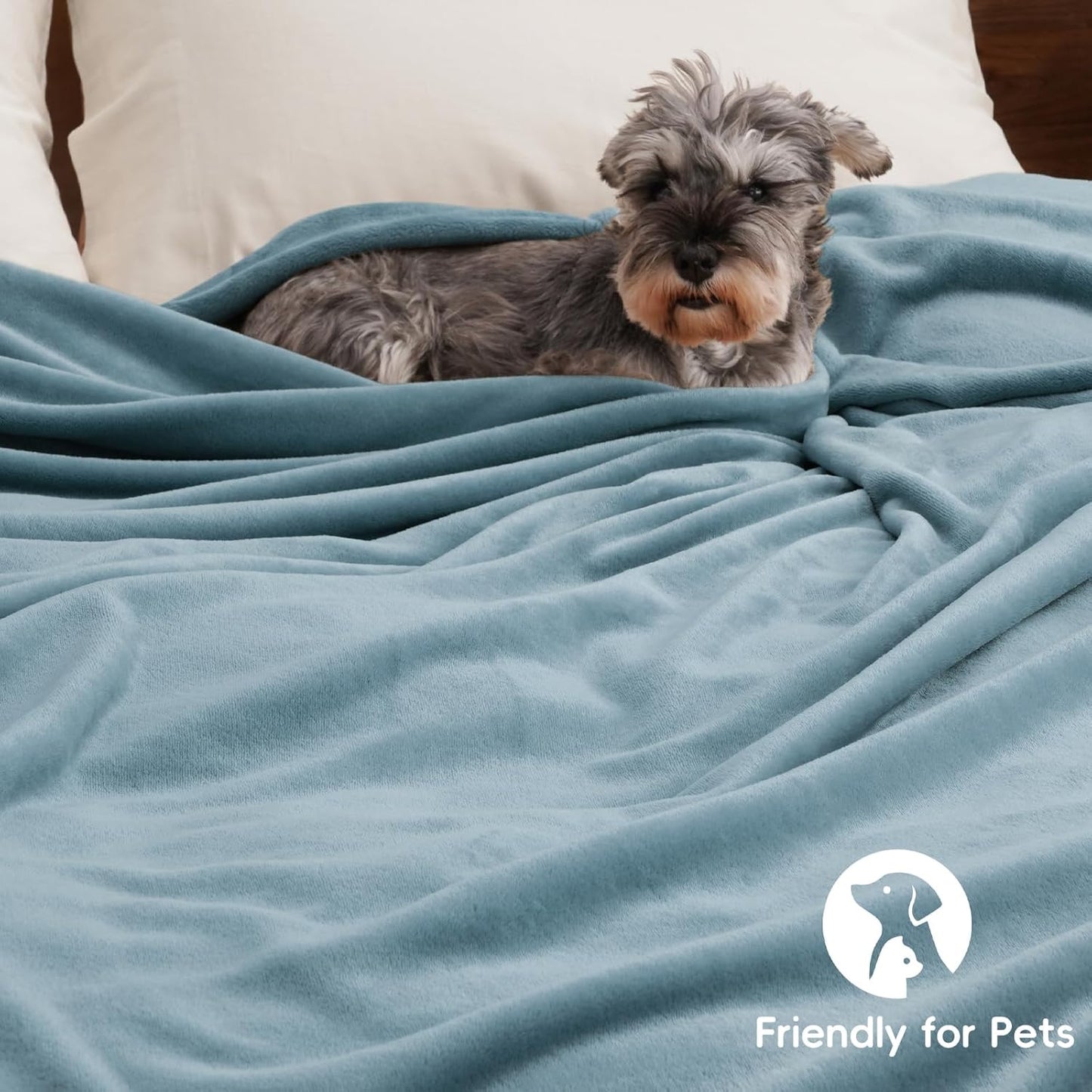 PHF Ultra Soft Fleece Blanket Twin Size, No Shed No Pilling Luxury Plush Cozy 300GSM Lightweight