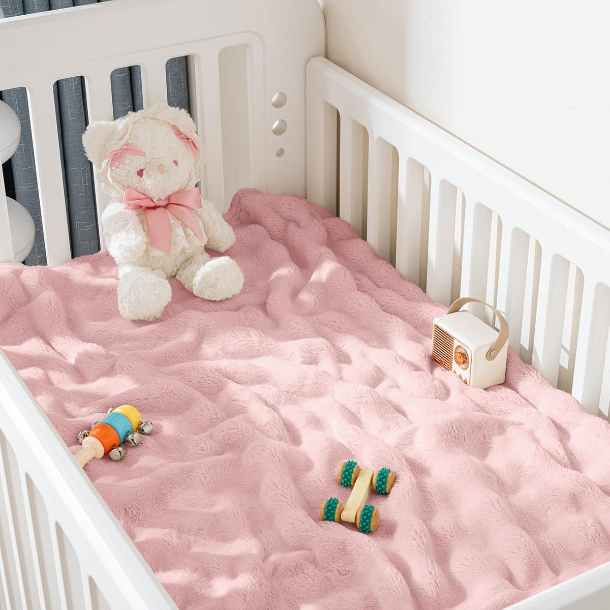 Fleece Baby Blanket for Girls Bubble Design, Warm Cozy and Fluffy Infant Newborn Toddler Small