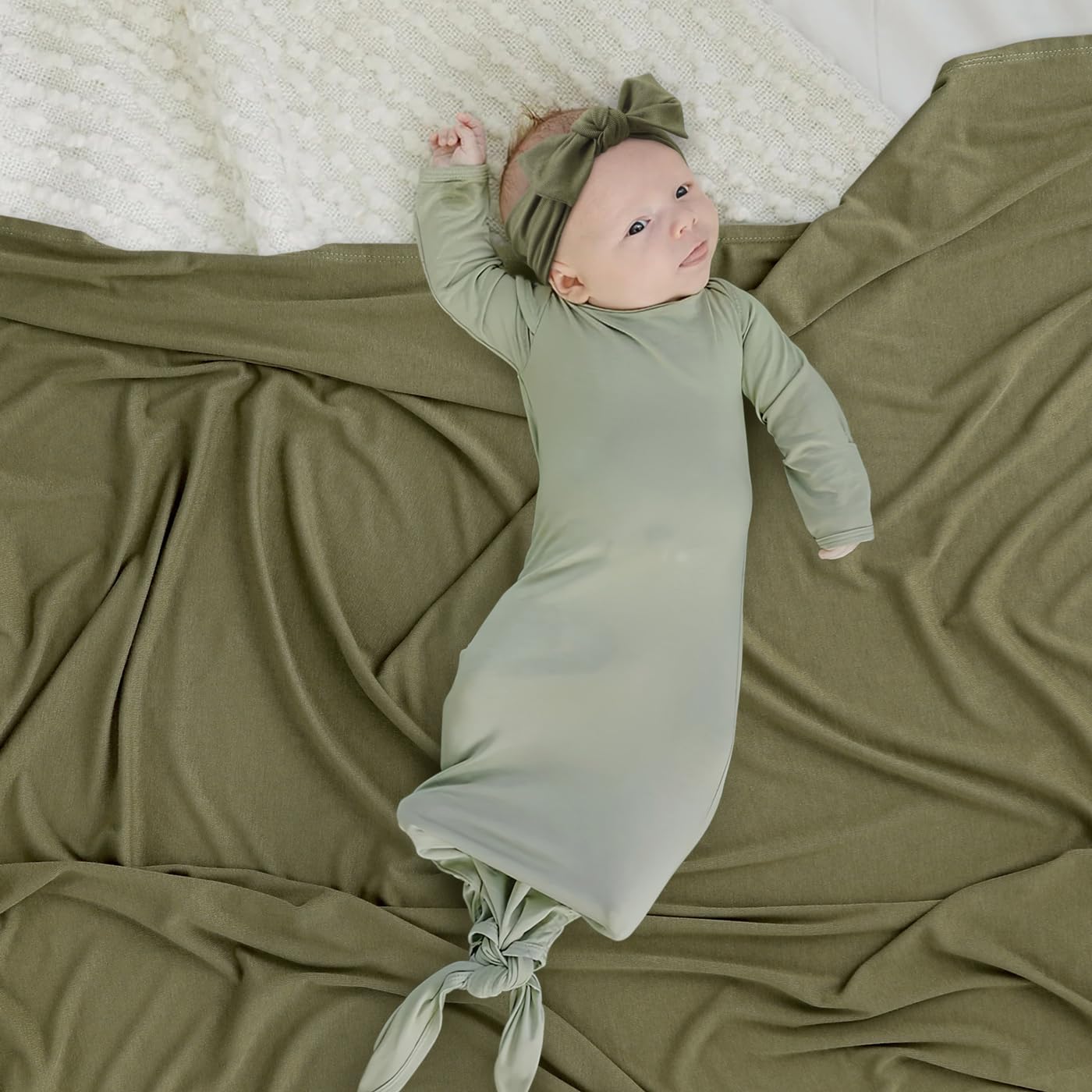 GRSSDER Newborn Swaddle Blanket, Ultra Soft Jersey Receiving Blanket with Matching Headband and