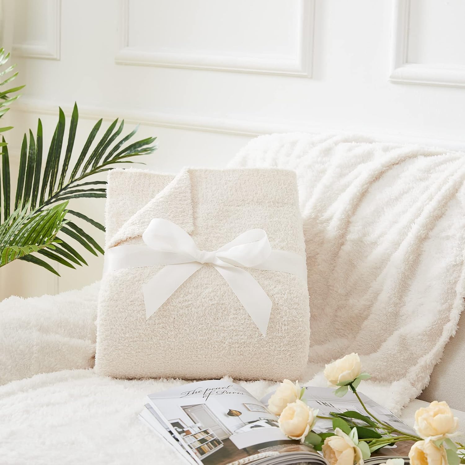 CYMULA Super Soft Knit Throw Blanket Twin Size Cream White-Lightweight Plush Fuzzy Fluffy Warm Cozy