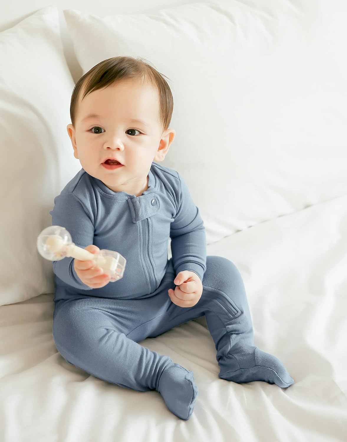 VAENAIT BABY Infant Toddler Boys Girls Footed One-Piece Sleep and Play Premium Modal Pajamas 1-2