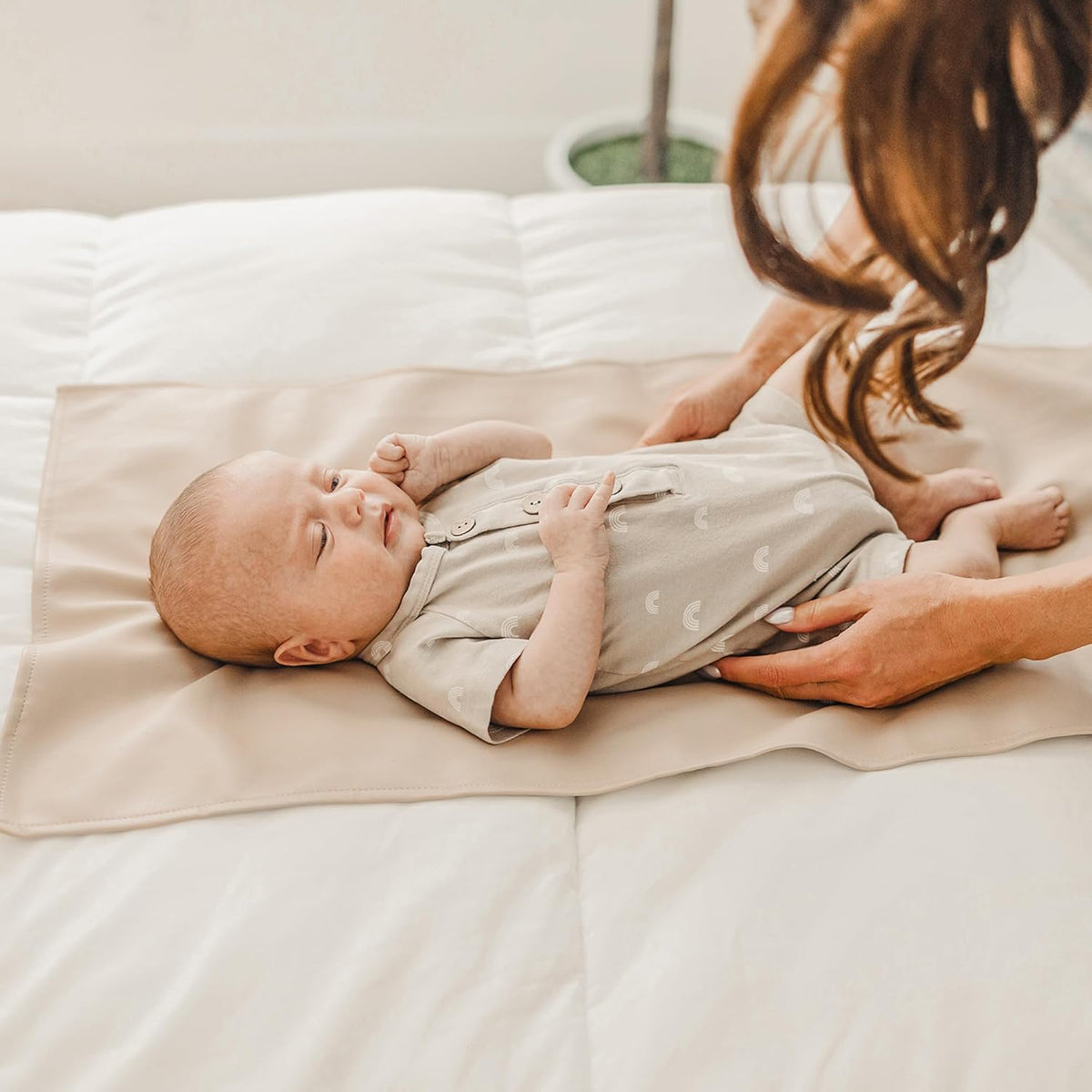 Konssy Faux Leather Baby Changing Mat, Waterproof, Wipeable & Portable Diaper Changing Pad for