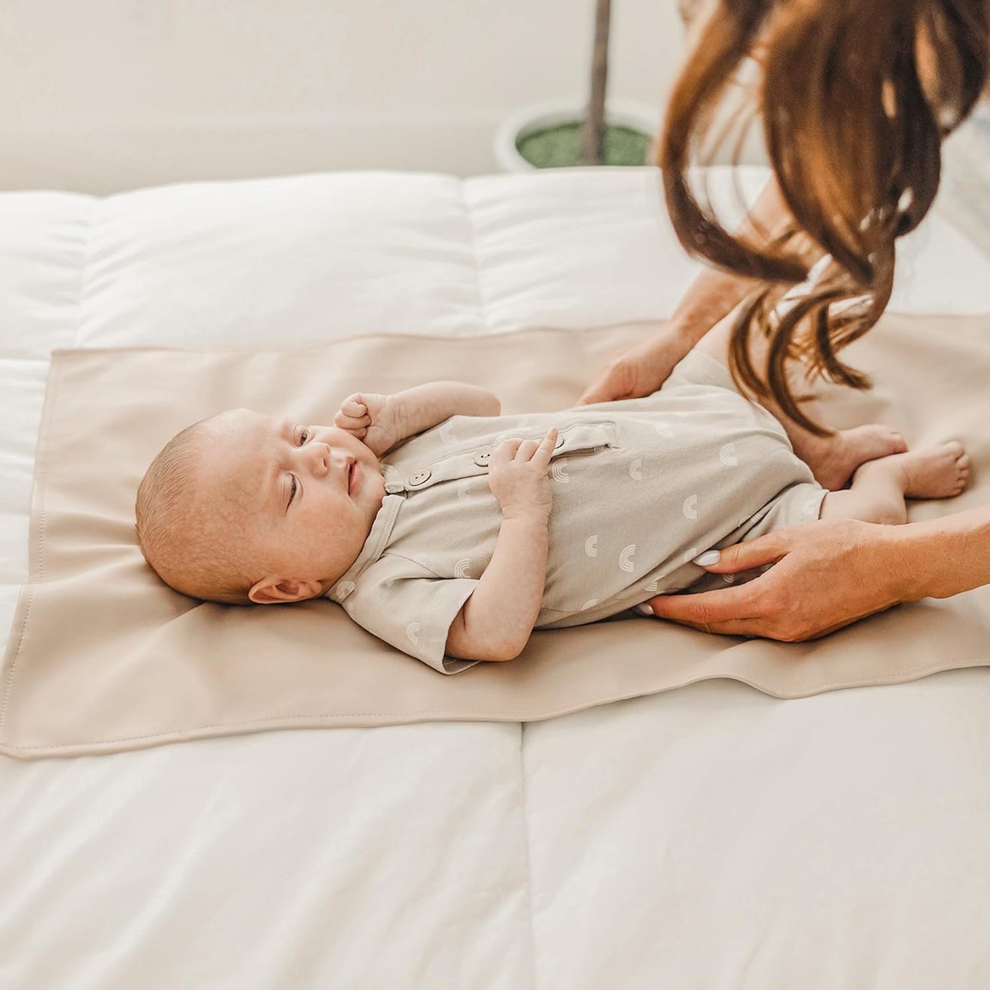 Konssy Faux Leather Baby Changing Mat, Waterproof, Wipeable & Portable Diaper Changing Pad for