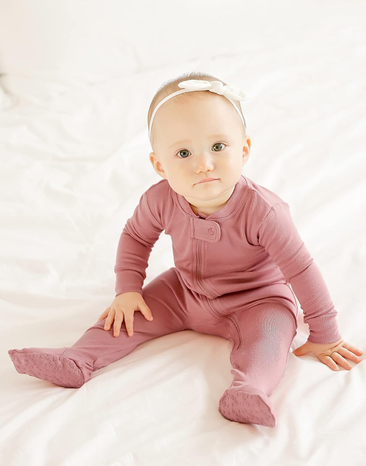 VAENAIT BABY Infant Toddler Boys Girls Footed One-Piece Sleep and Play Premium Modal Pajamas 1-2