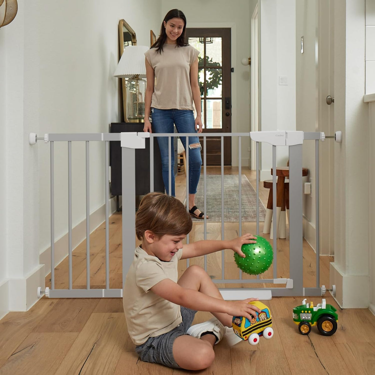 Cumbor 29.7-46" Baby Gate for Stairs, Gifts for Mom-Auto Close Dog Gate for The House, Easy Install