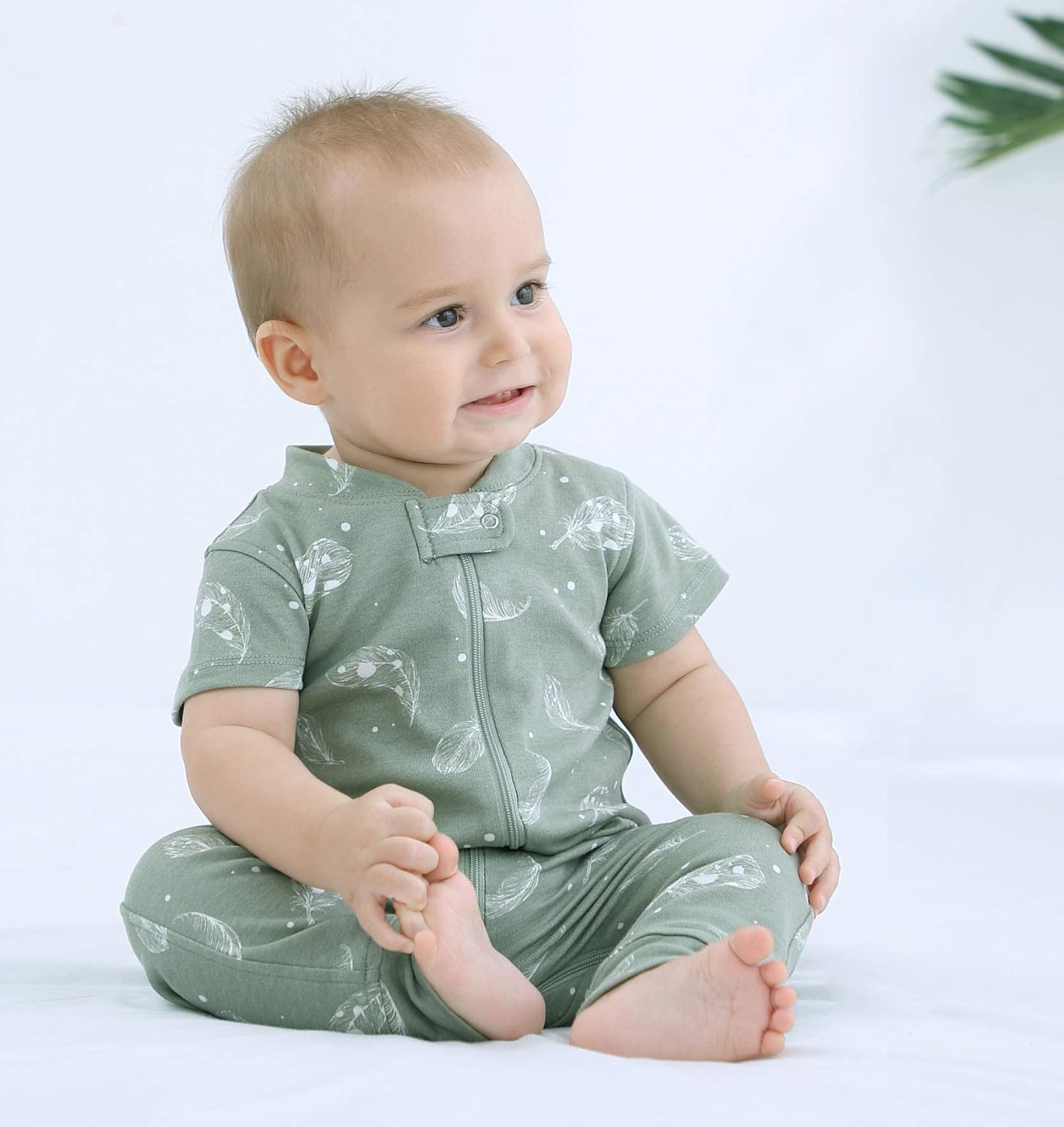 Owlivia Baby Boy Romper, Unisex Short-sleeve Summer Outfit, 100% Organic Cotton Girl One-Piece