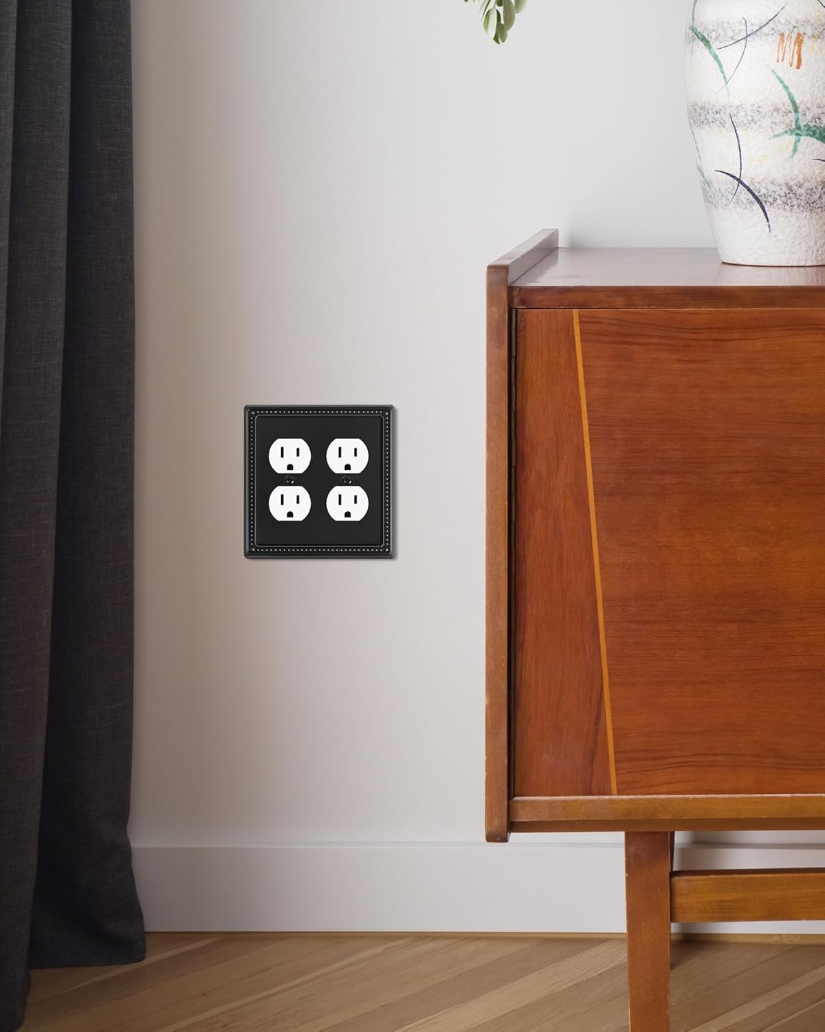 2-Pack Double Duplex Outlet Cover, Metal Switch Plates and Outlet Covers, Black Pearls Decorative