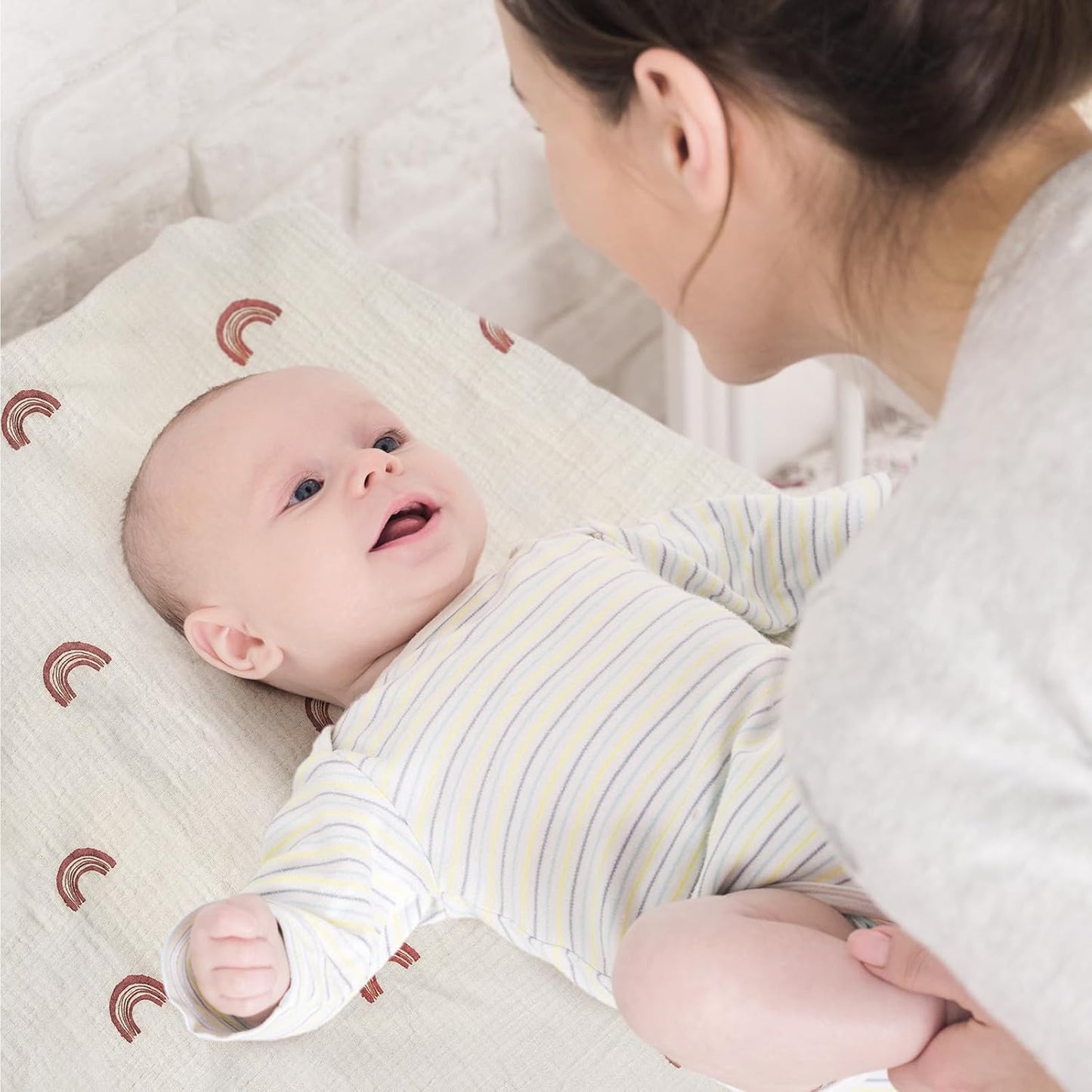 Gllquen Baby Muslin Bassinet Sheets 3 Pack, Breathable Elastic Cozy Fitted Cotton Bassinet Mattress