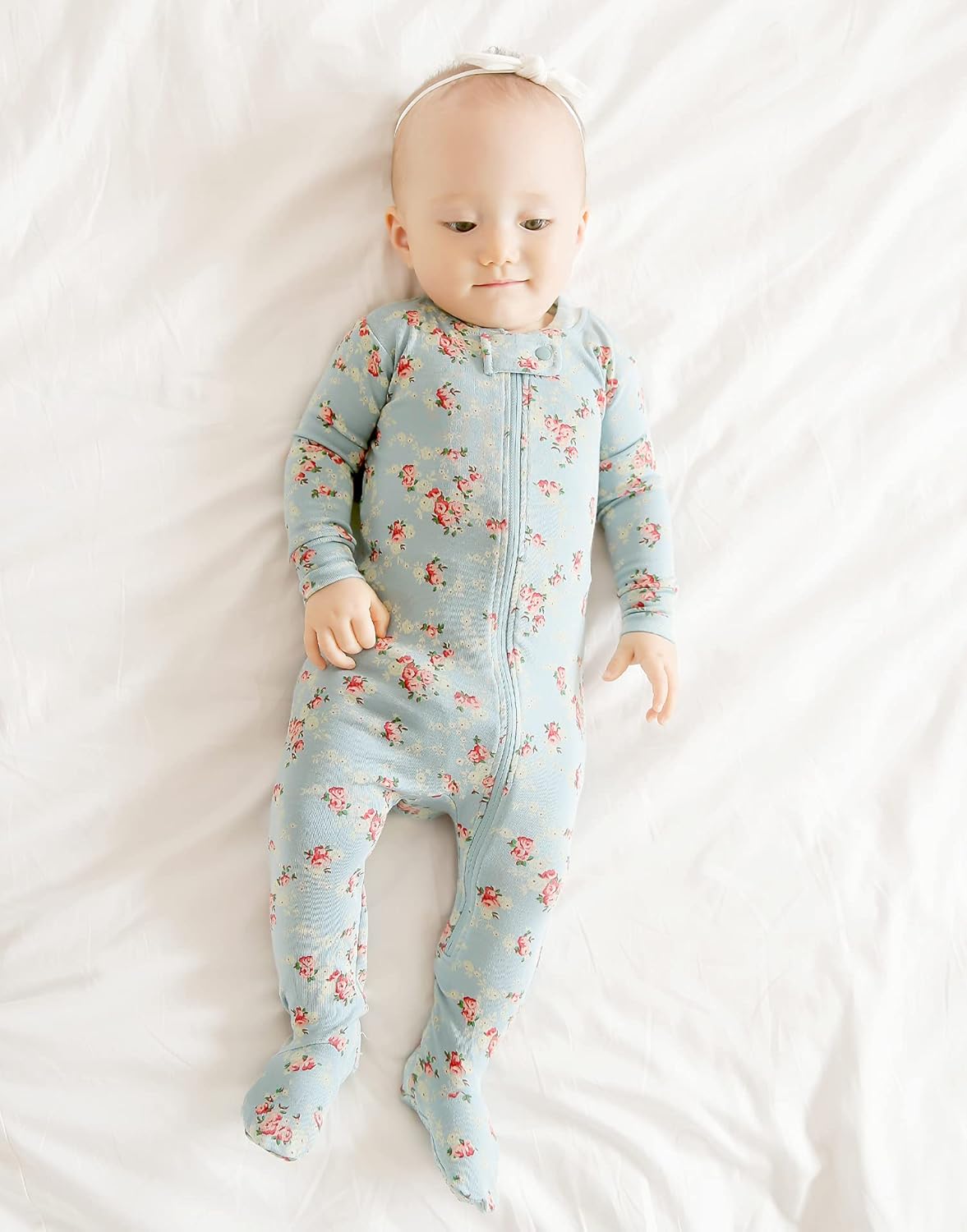 VAENAIT BABY Infant Toddler Boys Girls Footed One-Piece Sleep and Play Premium Modal Pajamas 1-2