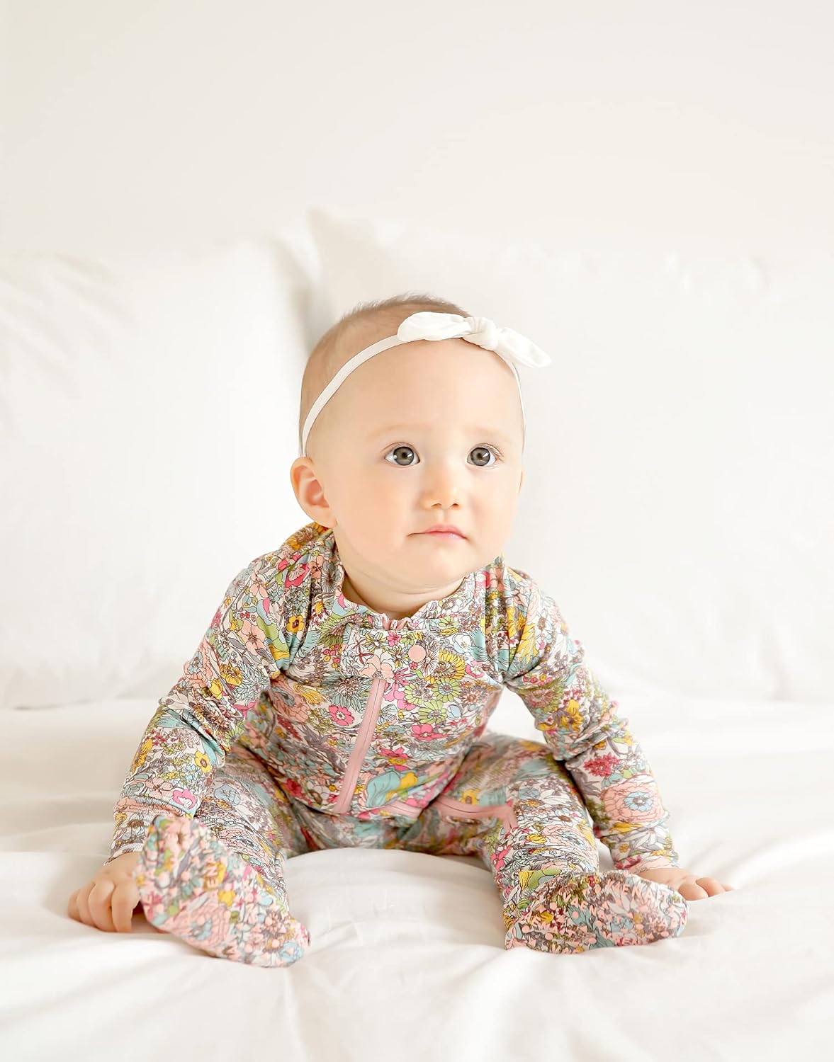 VAENAIT BABY Infant Toddler Boys Girls Footed One-Piece Sleep and Play Premium Modal Pajamas 1-2