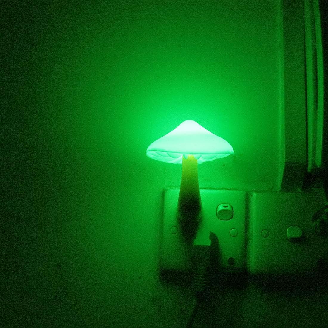AUSAYE Led Nigh Light,Plug in Nightlight, Dusk to Dawn Sensor Automatic On and Off Night Lights
