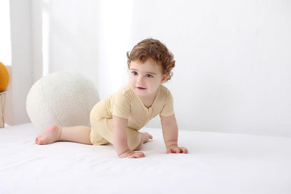 GUISBY Rayon made from bamboo Baby Pajamas Short Sleeve Footless Rompers 2 Way Zipper Sleeper for