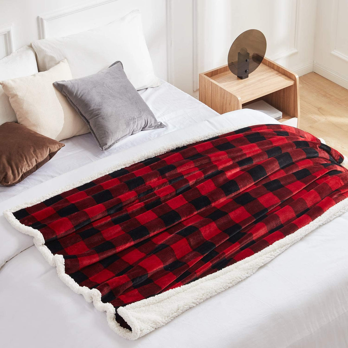 Touchat Sherpa Red and Black Buffalo Plaid Christmas Twin Blanket 60" X 70", Fuzzy Fluffy Soft Cozy