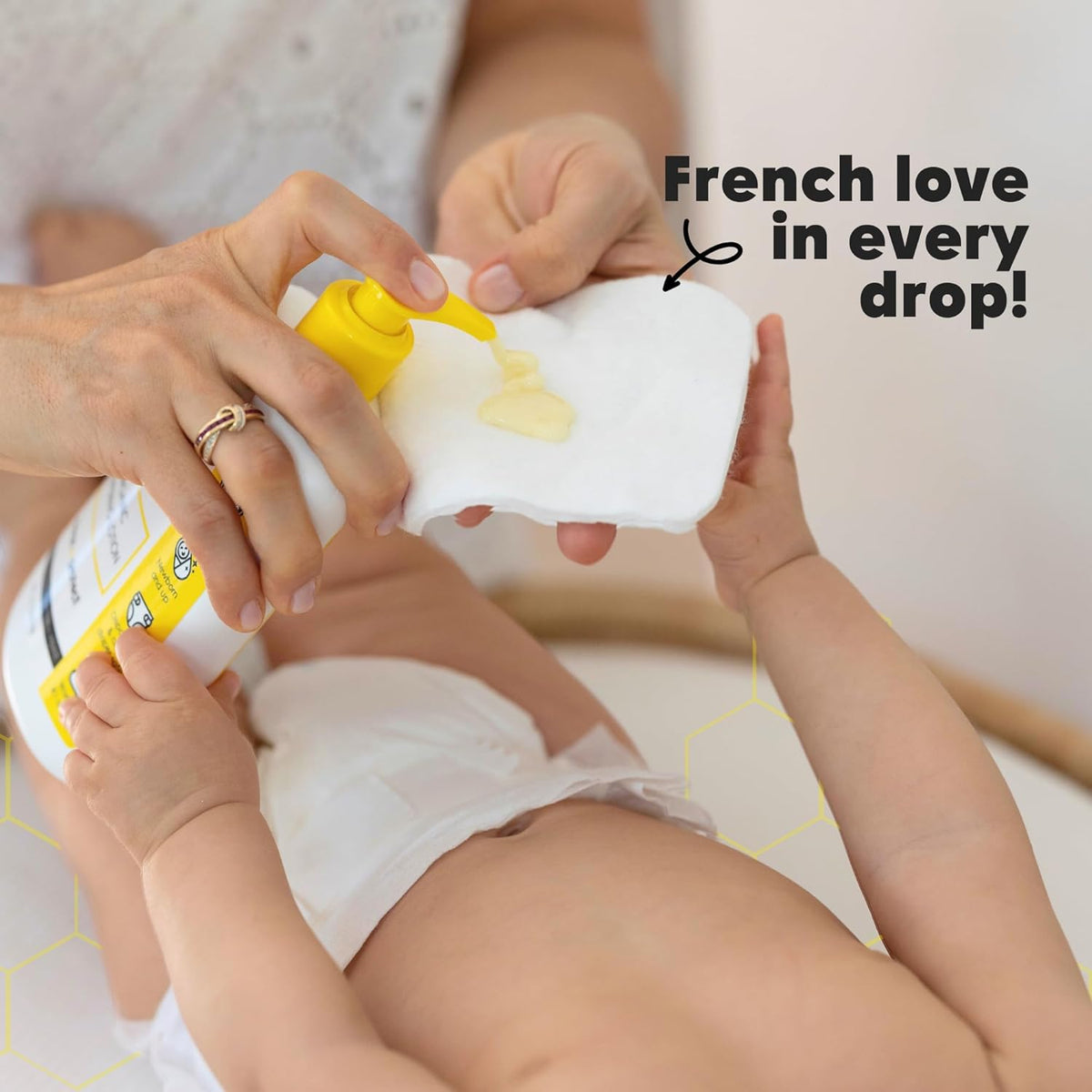 La Petite Creme Premium French Diapering Gift Set: Includes Organic Diapering Lotion (8 oz)