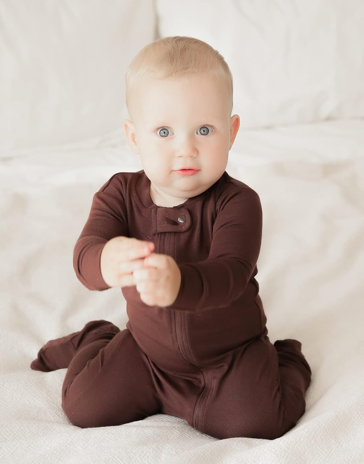 VAENAIT BABY Infant Toddler Boys Girls Footed One-Piece Sleep and Play Premium Modal Pajamas 1-2