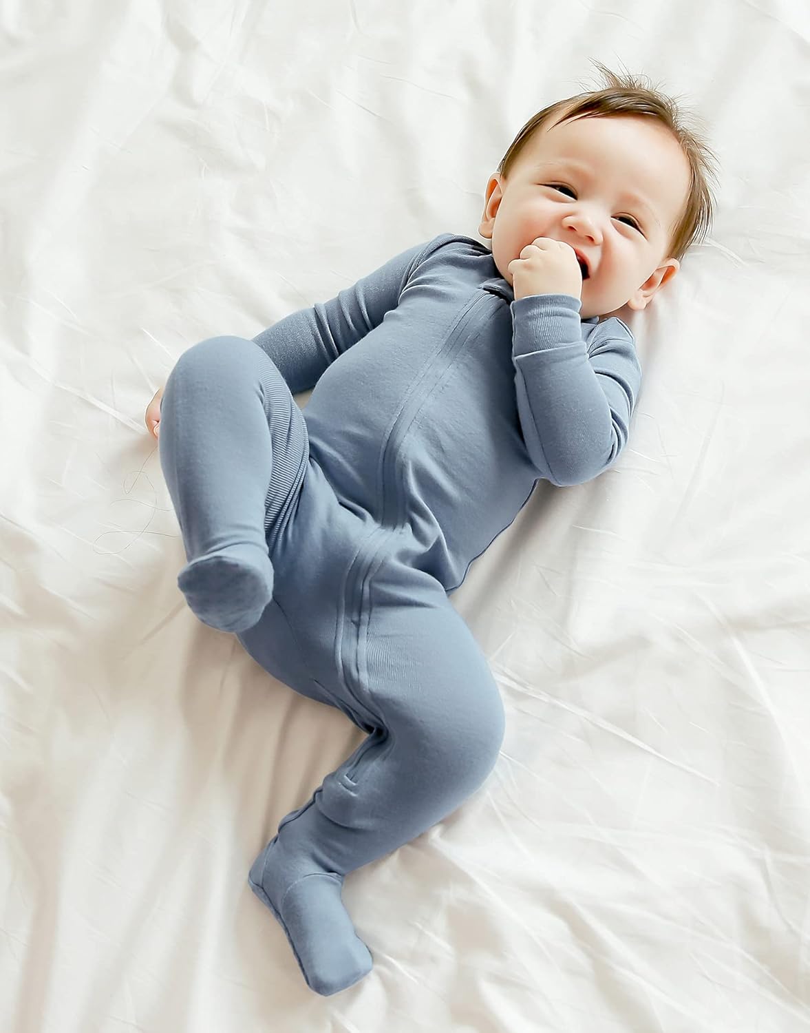 VAENAIT BABY Infant Toddler Boys Girls Footed One-Piece Sleep and Play Premium Modal Pajamas 1-2