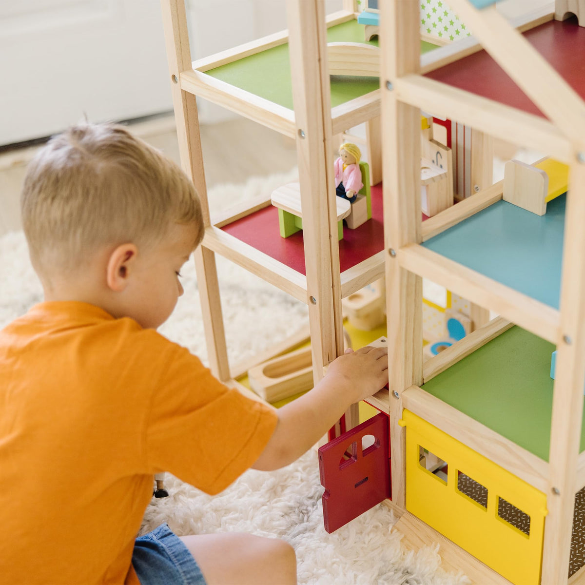 Melissa & Doug Wooden Hi-Rise Dollhouse with 15 Furniture Pieces, Garage, Working Elevator