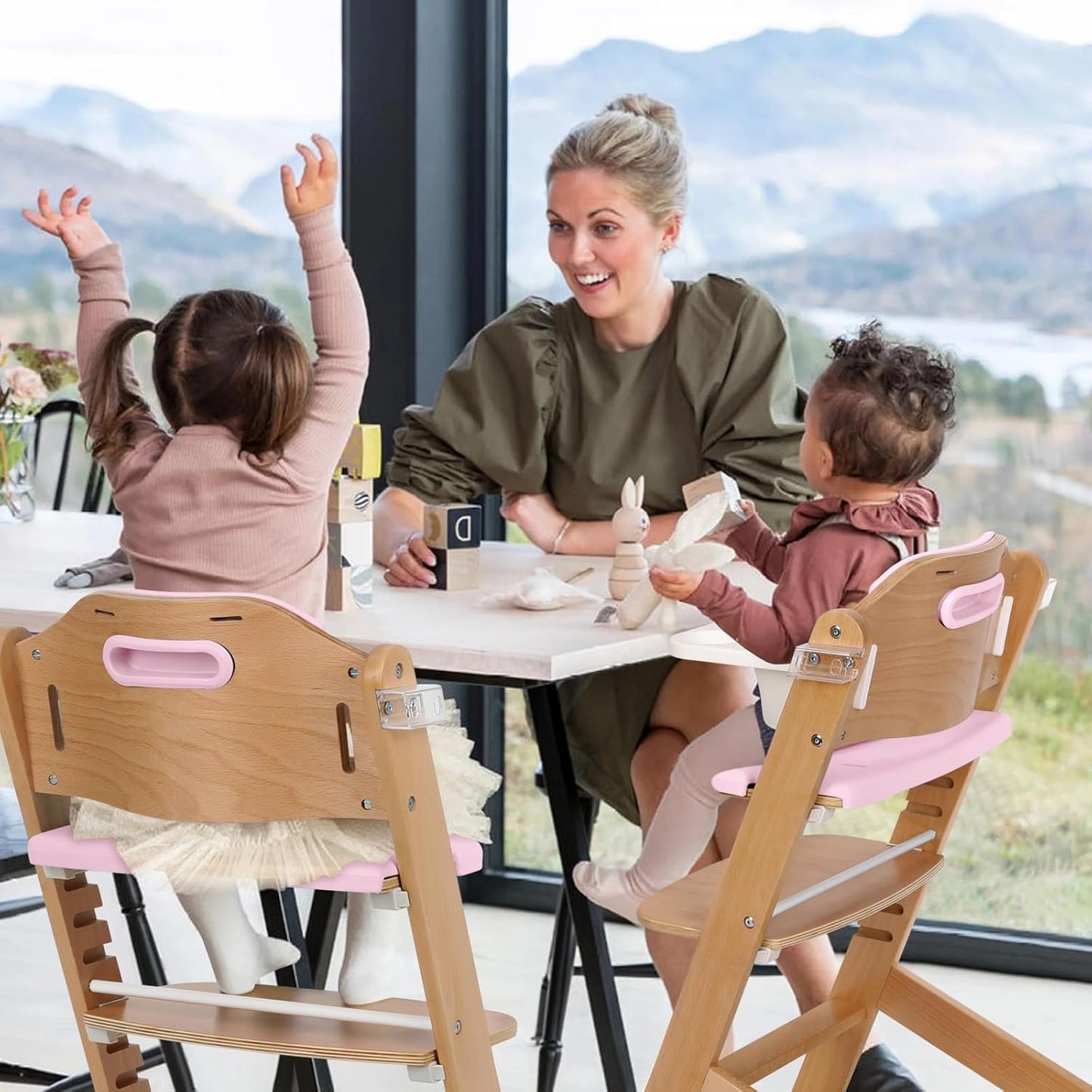 Cowiewie Natural Wooden High Chair for Babies & Toddlers 3-Tier Remove Adjustable Tray and