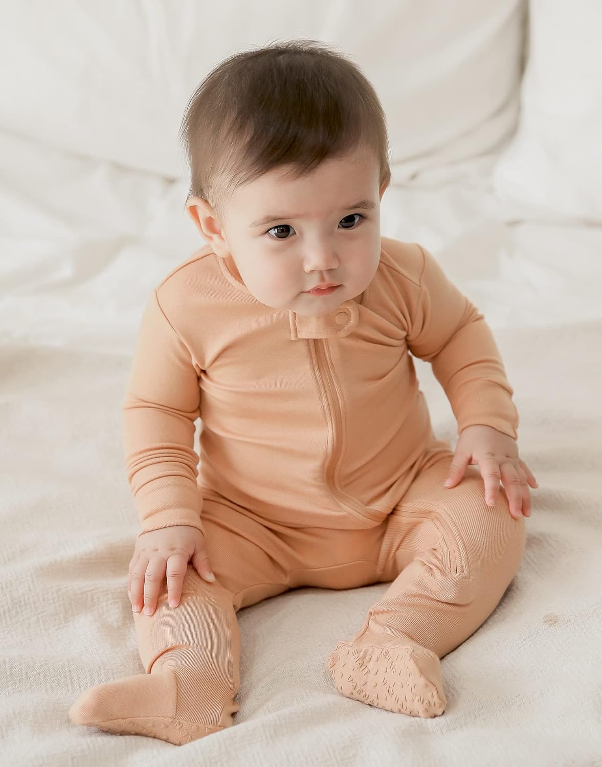 VAENAIT BABY Infant Toddler Boys Girls Footed One-Piece Sleep and Play Premium Modal Pajamas 1-2