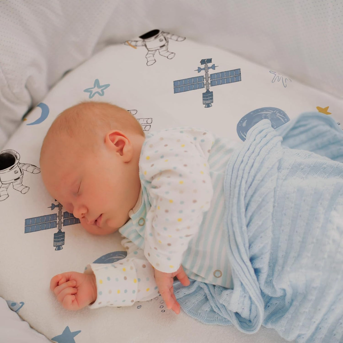 Gllquen Baby Bassinet Sheets 4 Pack, Breathable Cozy Fitted Mattress Sheet, Elastic Travel Crib