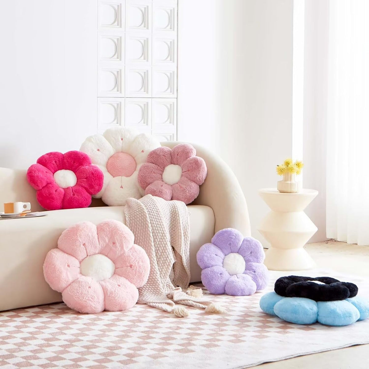 Flower Pillow, Cute Flower Shaped Decorative Pillow, Soft Rabbit Fur Daisy Pillow Home Decor Floor